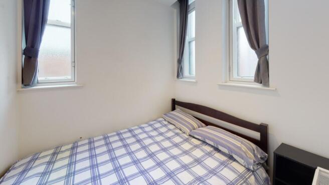 309-UPS-Bedroom
