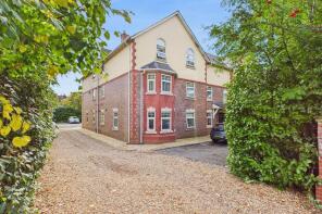 Flat 10, 83, Whitefield Road, Warrington WA4 6NB