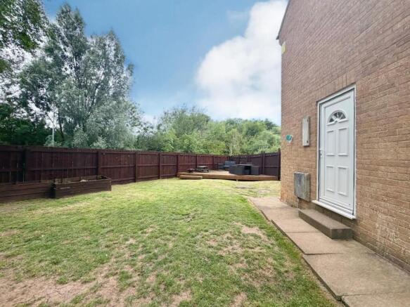 2 bed Semi-Detached for sale Image 12