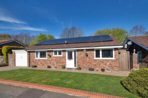 26, Silver Birch Avenue, Meopham, Gravesend DA13 0TP