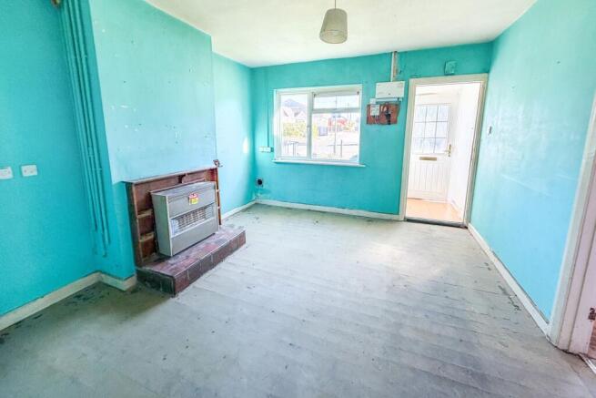 33 Wood Lane Bungalows, Chippenham, Wiltshire, SN15 3DW