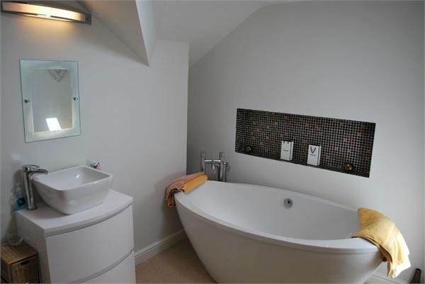 Refitted En-Suite