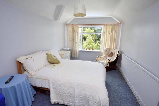 BEDROOM 3.jpg
