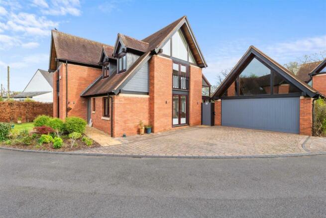 2671 Stratford Road, Hockley Heath, Solihull, B94 