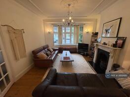 27, Hamilton Crescent, London N13 5LN