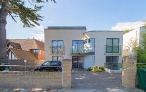 Flat 6, 17, The Upper Drive, Hove BN3 6GR