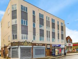 Flat 13, 13a Seren House, High Street, Strood, Rochester ME2 4AB