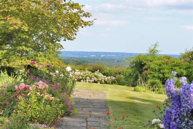 Garden & View.jpg