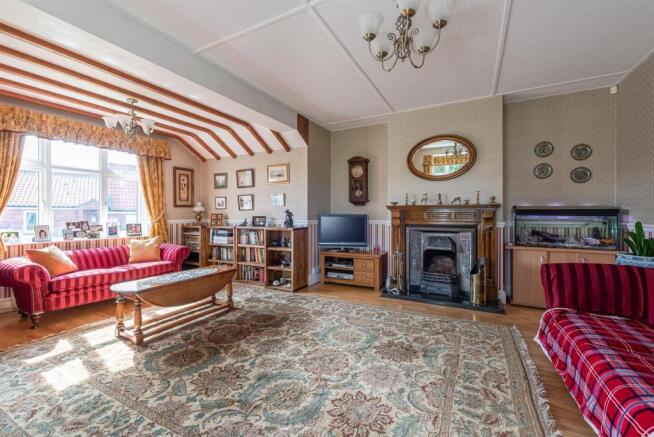 SITTING ROOM