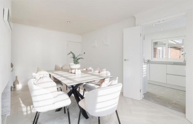 Dining Area 2