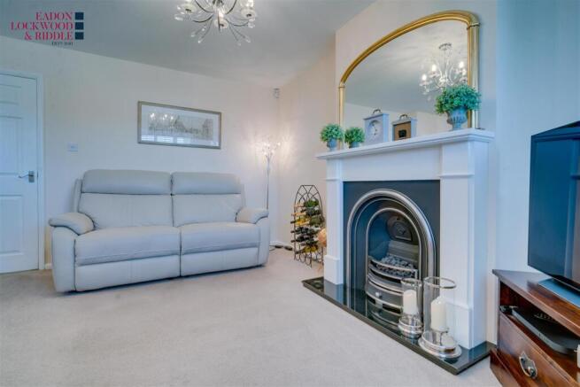 2 bed Bungalow for sale Image 12