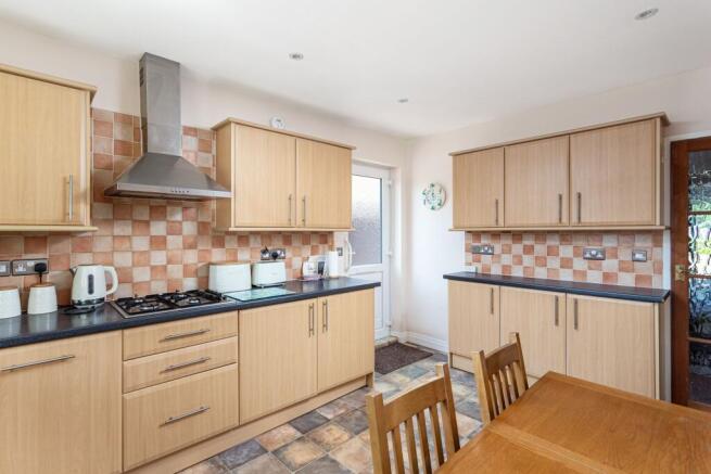 3 bed Detached Bungalow for sale Image 8