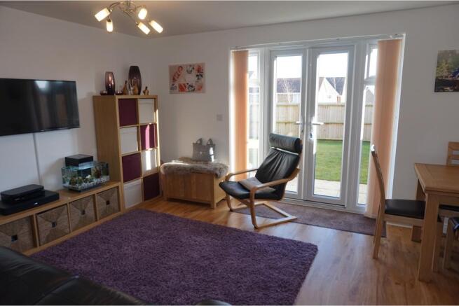 Lounge/Dining Room