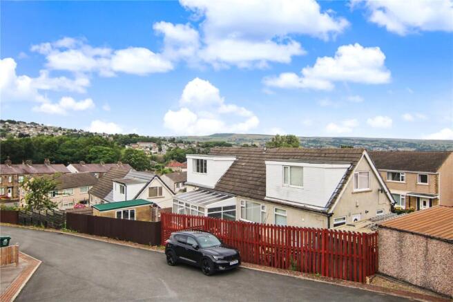 2 bed Town House for sale Image 8