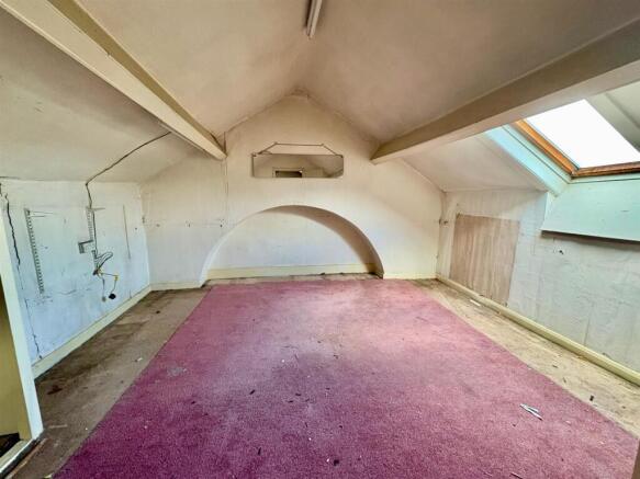 4 bed Terraced for sale Image 11