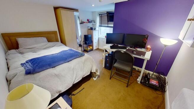 6 bed Terraced to rent Image 11
