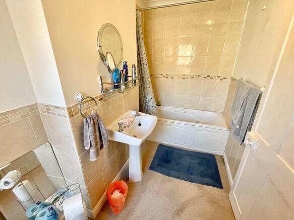 Bathroom2