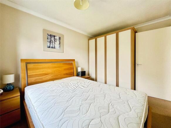 3 bed Semi-Detached for sale Image 8