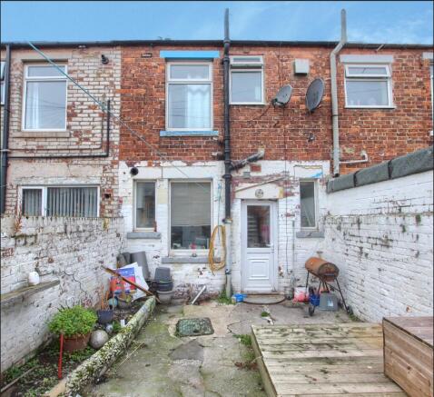 2 bed Terraced for sale Image 8