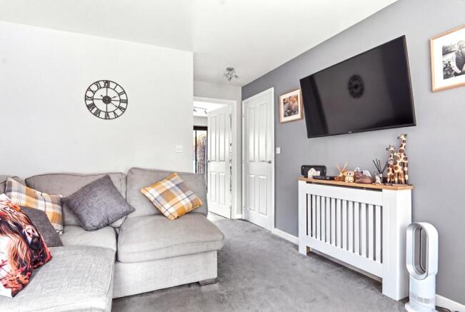 2 bed Semi-Detached for sale Image 6