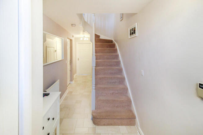 4 bed Town House for sale Image 7