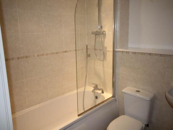 1 bed Flat to rent Image 6
