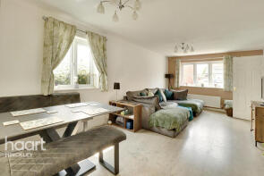 12, Overlord Drive, Hinckley LE10 0GW