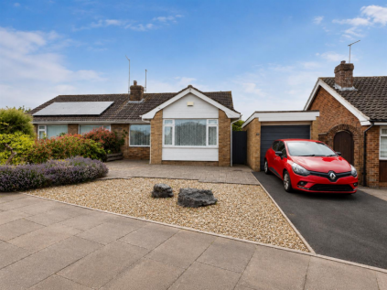 Adur Avenue, Worthing, BN13 3JT