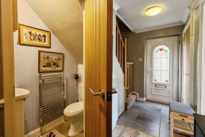4 bed Detached for sale Image 11