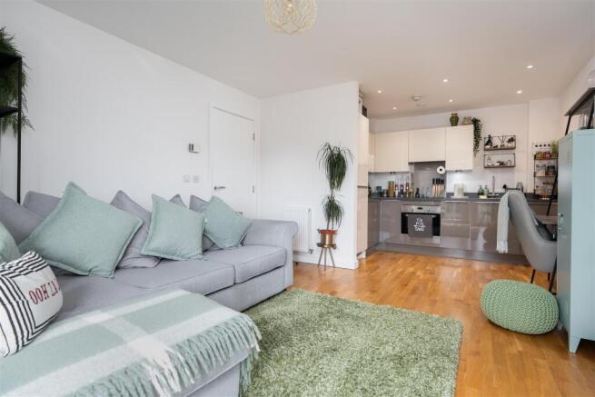 Living Room/Dining R