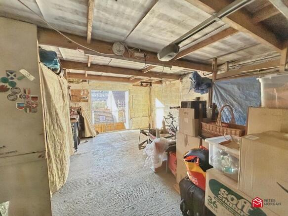 Detached Garage/ Workshop
