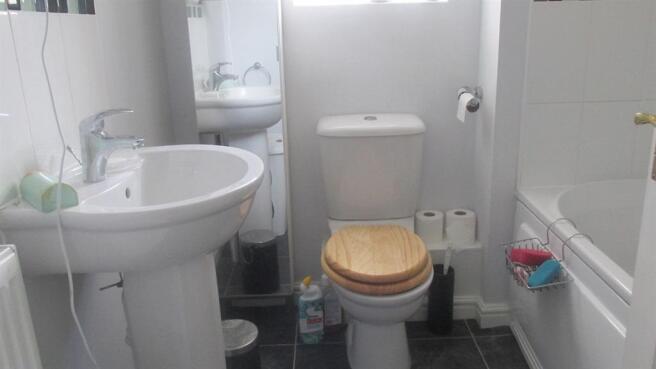 Photo 10