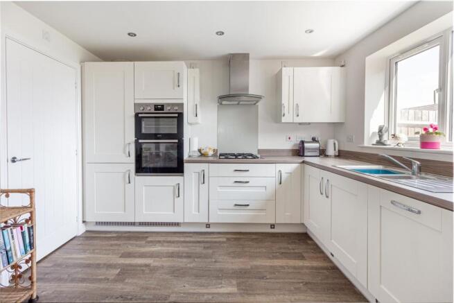 Kitchen-3 5.jpg