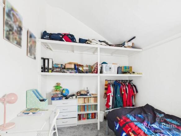 4 bed Terraced for sale Image 12