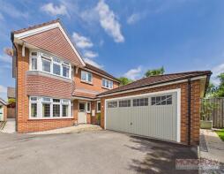 7, Eden Court, Gwersyllt, Wrexham LL11 4FF
