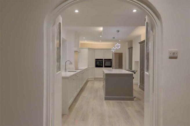 Kitchen/Breakfast Room