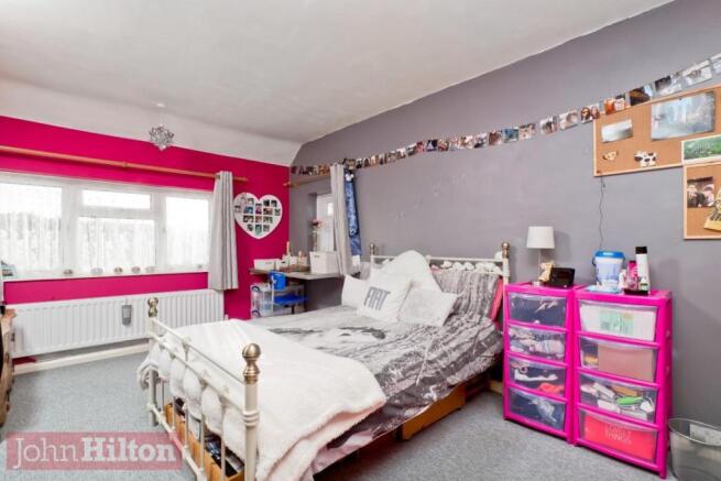 779. Bedroom 1.JPG