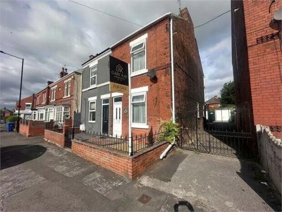 2 bed Semi-Detached for sale