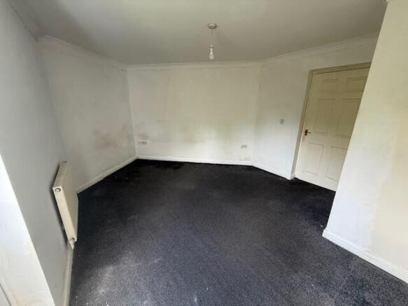 2 bed Flat for sale Image 6