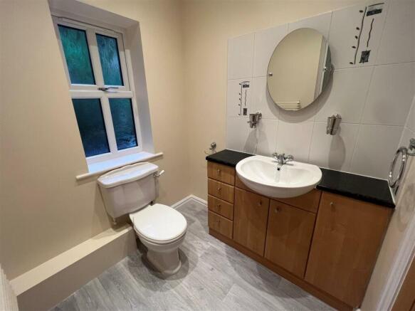 Advert picture.13jpg.jpg