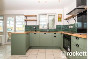 4, Station Walks, Stoke-on-trent ST7 8AU