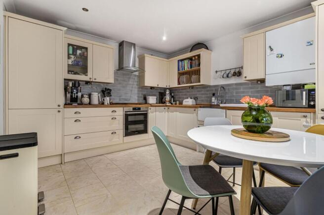 Kitchen/Breakfast Room