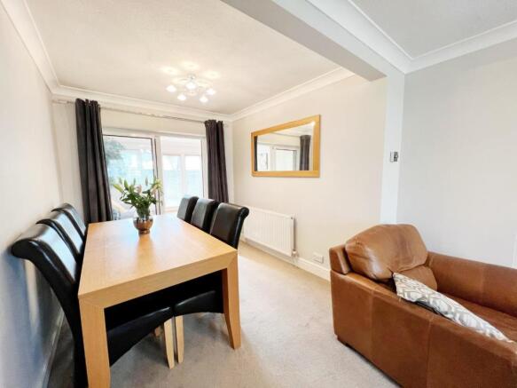 Dining Area pic 3.jpg