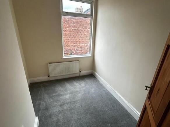 2 bed Terraced for sale Image 5