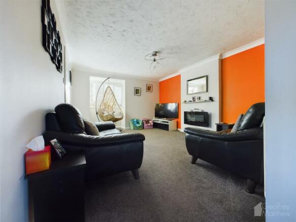 CAM02365G0-PR0085-STILL025.jpg
