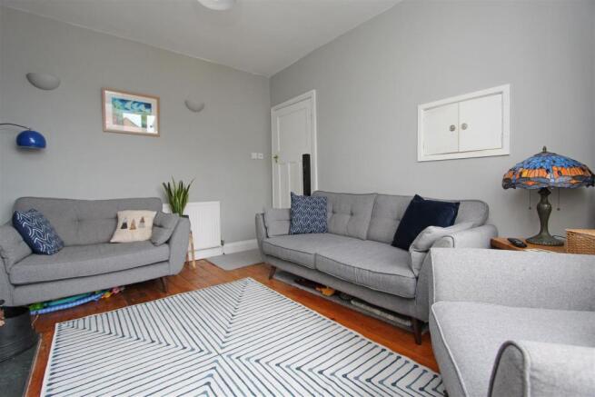 Lounge..jpg