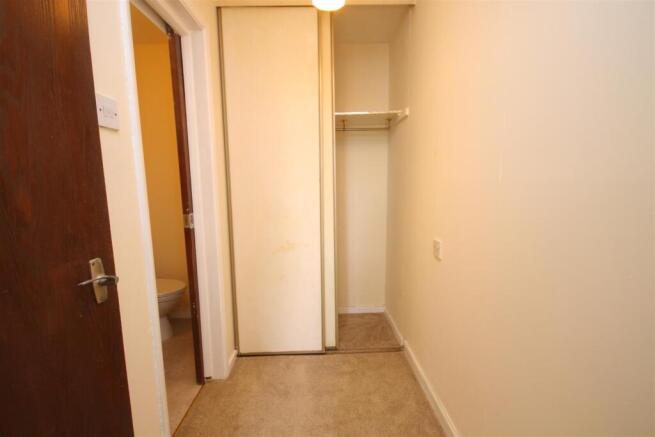 1 bed Flat for sale Image 6