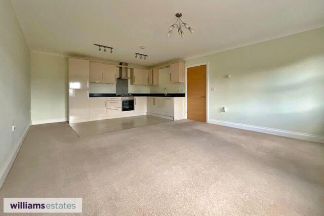 Kitchen/Lounge