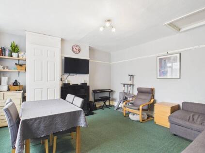 Kingston Road, Staines-upon-Thames, Surrey, TW18