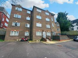18, Kingswood Court, Grove Road, Luton LU1 1BL